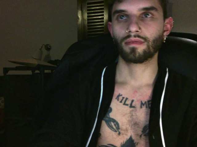 Live sex webcam photo for hardtohandle666 #277740212