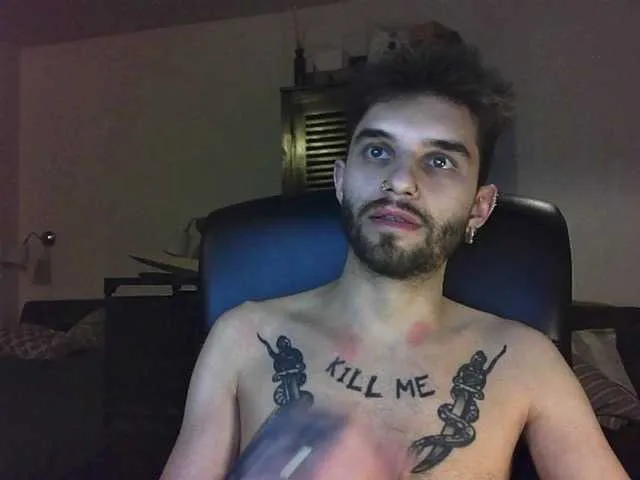 Live sex webcam photo for hardtohandle666 #277777922