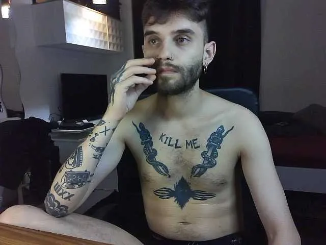 Live sex webcam photo for hardtohandle666 #278298103