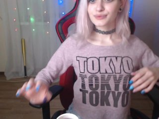 Live sex webcam photo for harleyquinn9 #157372193