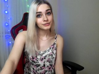 Live sex webcam photo for harleyquinn9 #159765985