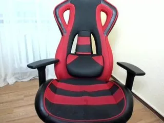 Live sex webcam photo for harleyquinn9 #170785805