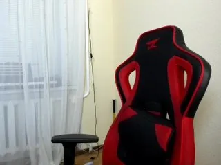 Live sex webcam photo for harleyquinn9 #170894855