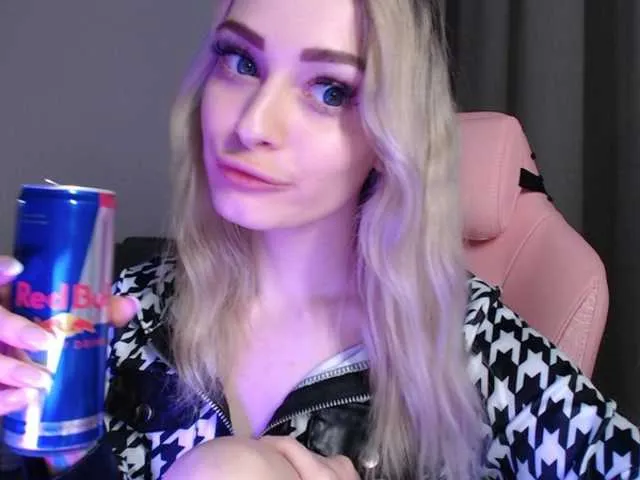 Live sex webcam photo for harleyquinn9 #277254609