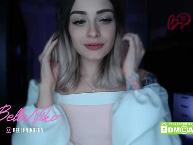 Live sex webcam photo for harleyquinn9 #291250317