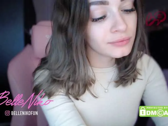 Live sex webcam photo for harleyquinn9 #291358831