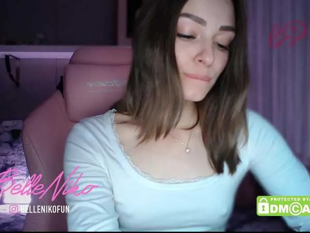 Live sex webcam photo for harleyquinn9 #291768200