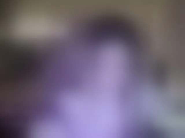 Live sex webcam photo for harleyquinn9 #293294010