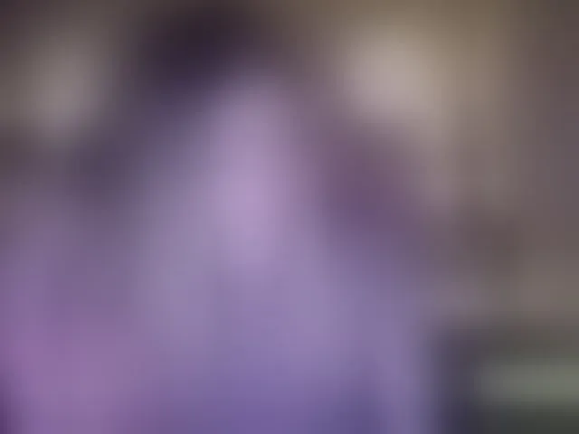 Live sex webcam photo for harleyquinn9 #293305406