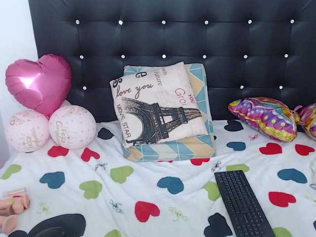 Live sex webcam photo for harperslut #276279043