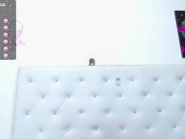 Live sex webcam photo for harperslut #276818664