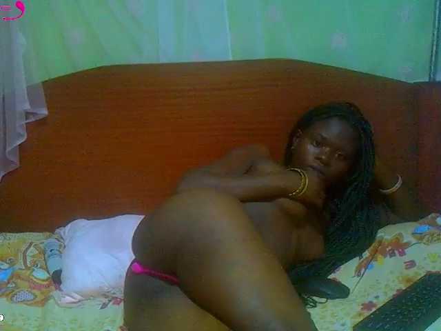 Live sex webcam photo for have-we-met #277529361