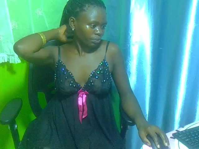 Live sex webcam photo for have-we-met #277617305