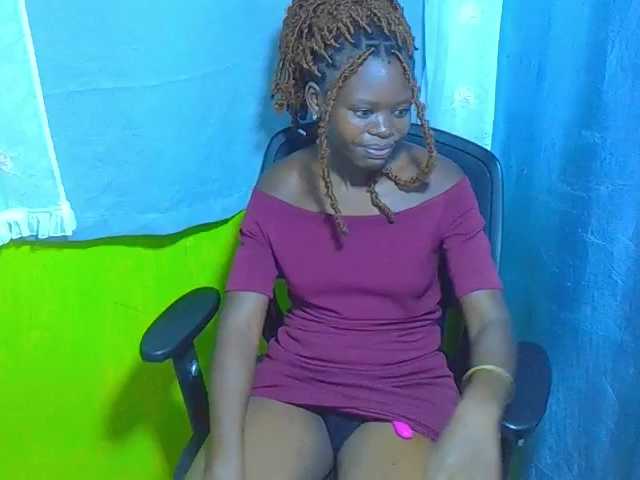 Live sex webcam photo for have-we-met #277791692