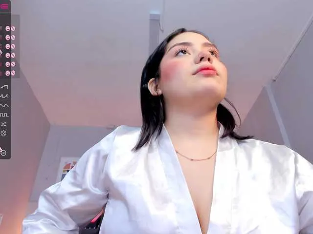 Live sex webcam photo for haylie-1 #275513989