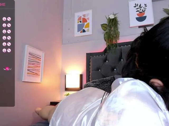 Live sex webcam photo for haylie-1 #276282383