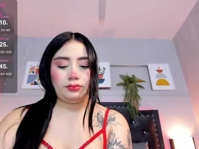 Live sex webcam photo for haylie-1 #277331801