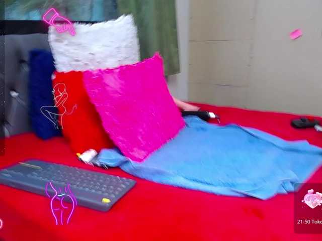 Live sex webcam photo for hazeel34 #277152778