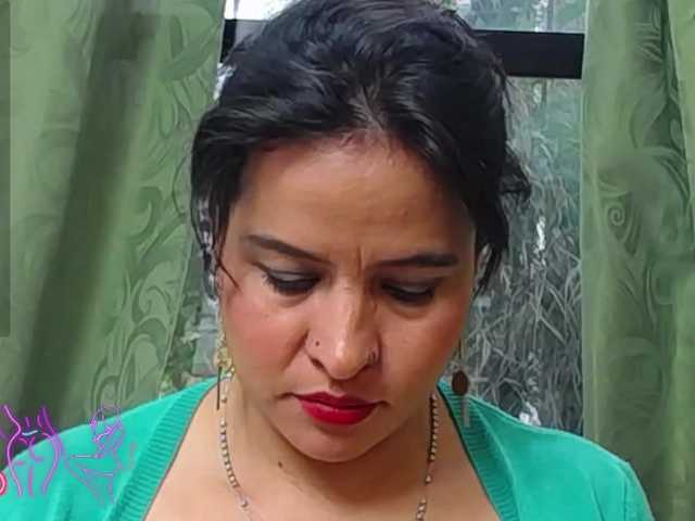 Live sex webcam photo for hazeel34 #277462119