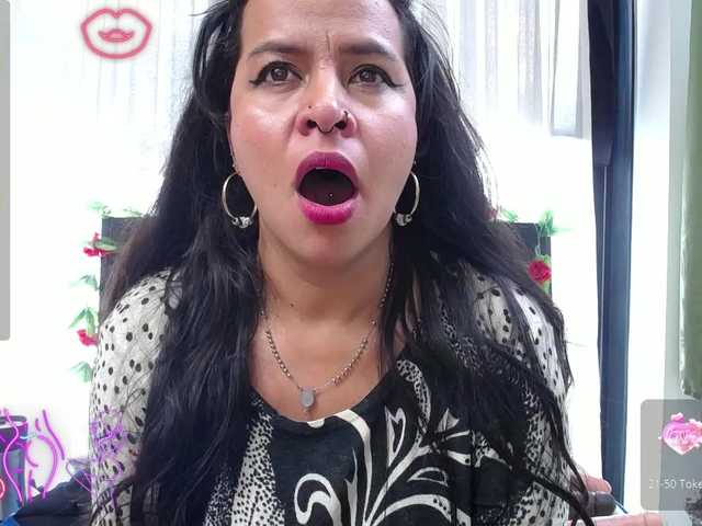 Live sex webcam photo for hazeel34 #277601448