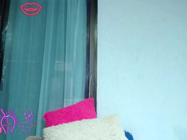 Live sex webcam photo for hazeel34 #277837067