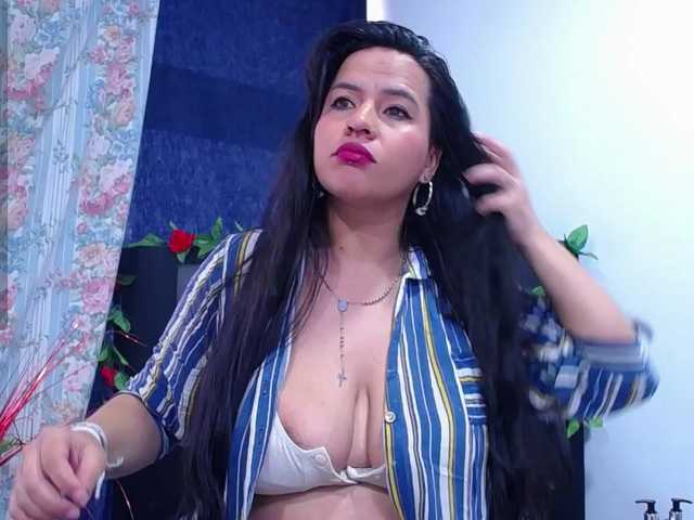 Live sex webcam photo for hazeel34 #277985421