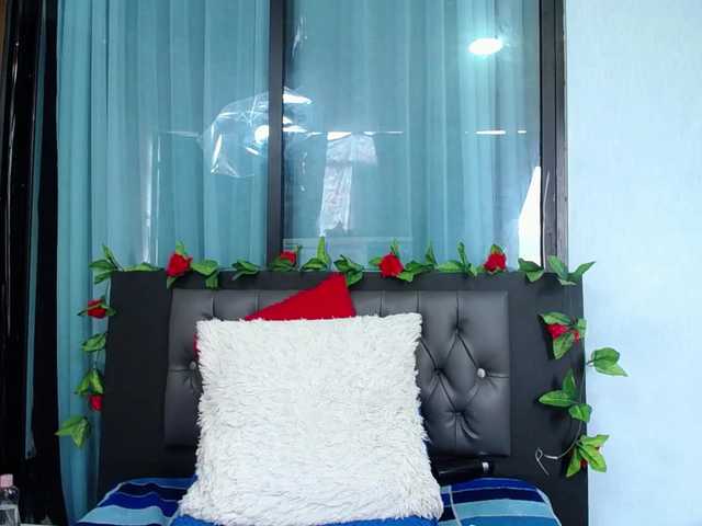 Live sex webcam photo for hazeel34 #279130614