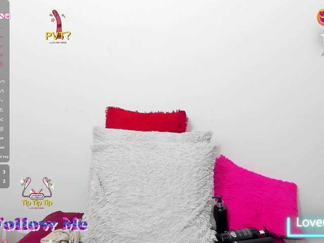 Live sex webcam photo for hazeel34 #291285446