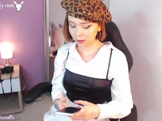Live sex webcam photo for heather-fran #272163607