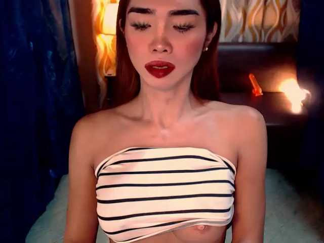 Live sex webcam photo for heavenlykises #276743047