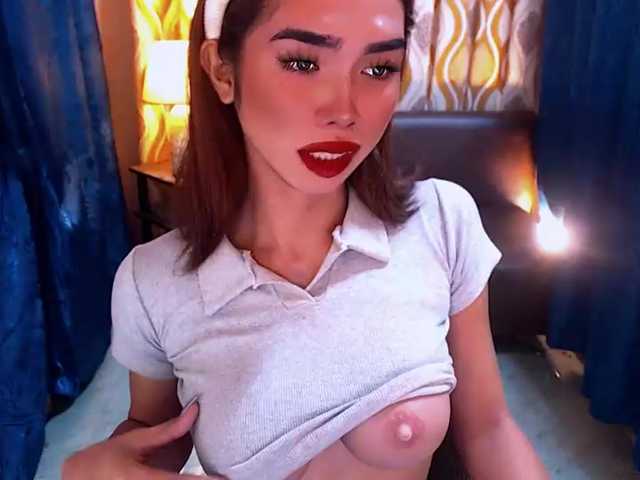 Live sex webcam photo for heavenlykises #276822575