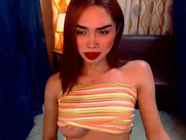 Live sex webcam photo for heavenlykises #276863642