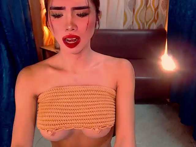 Live sex webcam photo for heavenlykises #276884103