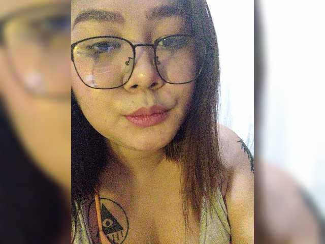 Live sex webcam photo for heavenlyph #272316226