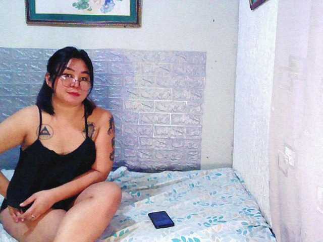 Live sex webcam photo for heavenlyph #272416540