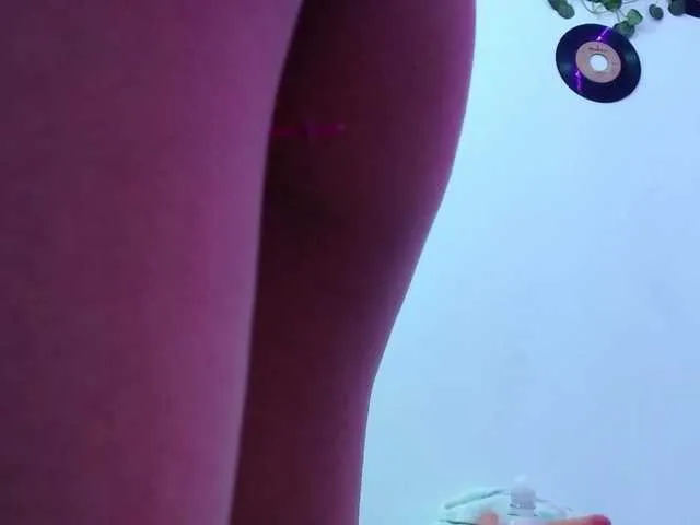 Live sex webcam photo for hebedance2 #273714292