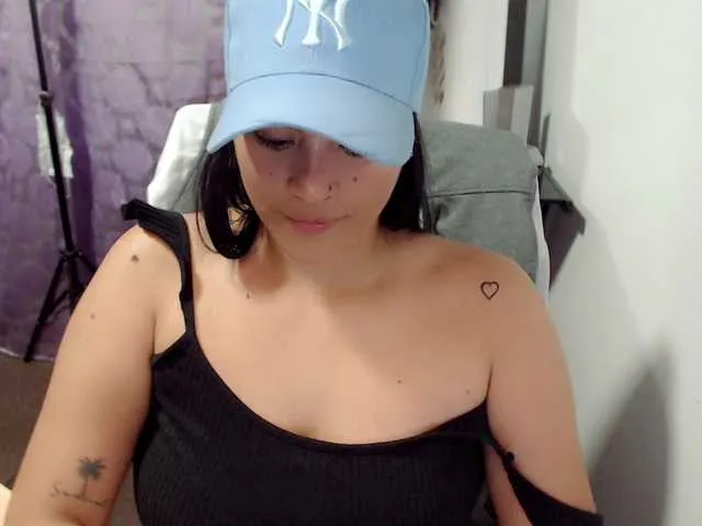 Live sex webcam photo for hederlinparis #271727501
