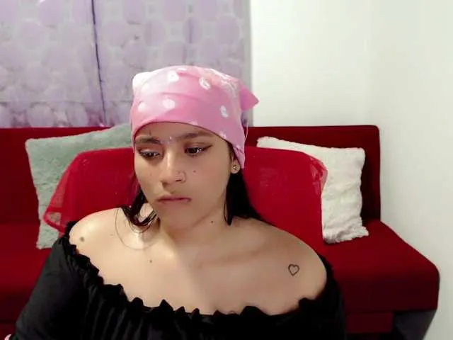 Live sex webcam photo for hederlinparis #271914938