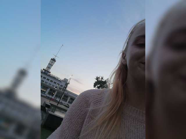 Live sex webcam photo for hedgehog0220 #273758097