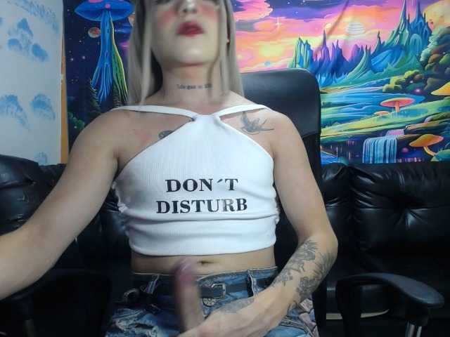 Live sex webcam photo for heidysumers #290978720