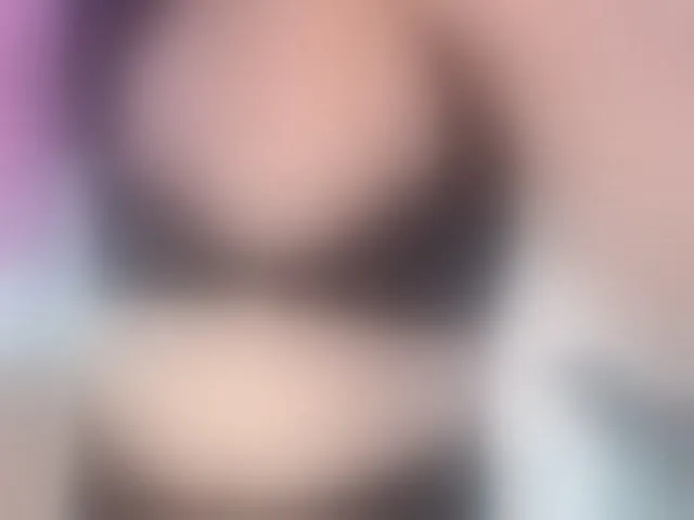 Live sex webcam photo for heidysweet-ts #293146533