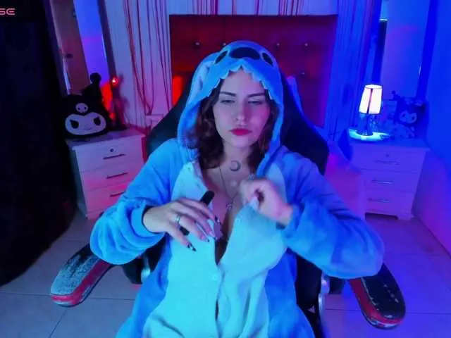 Live sex webcam photo for heilett-bell1 #277601184