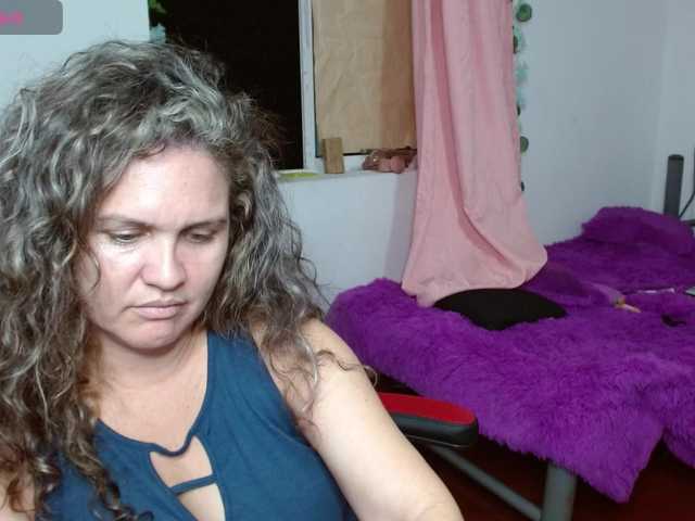 Live sex webcam photo for helenca1980 #290371306