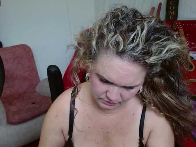 Live sex webcam photo for helenca1980 #290514806