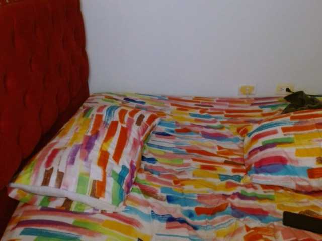 Live sex webcam photo for helenca1980 #290994151