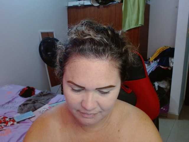 Live sex webcam photo for helenca1980 #291037874