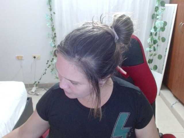 Live sex webcam photo for helenca1980 #291762335