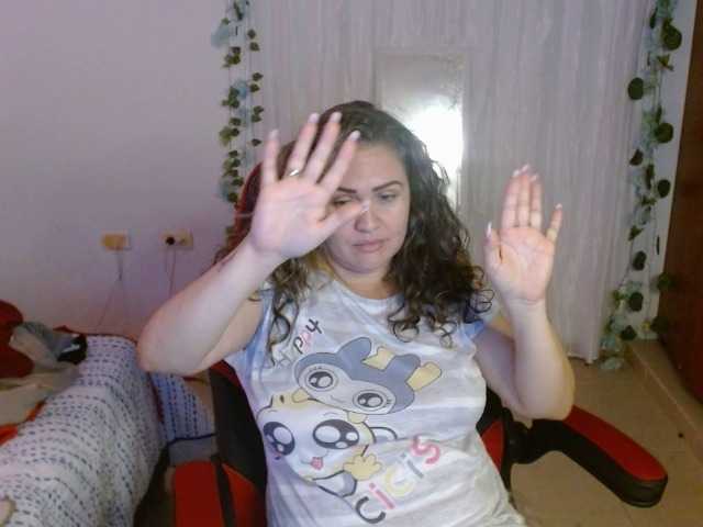 Live sex webcam photo for helenca1980 #291783909