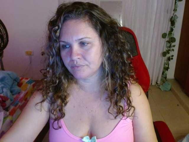 Live sex webcam photo for helenca1980 #291818493