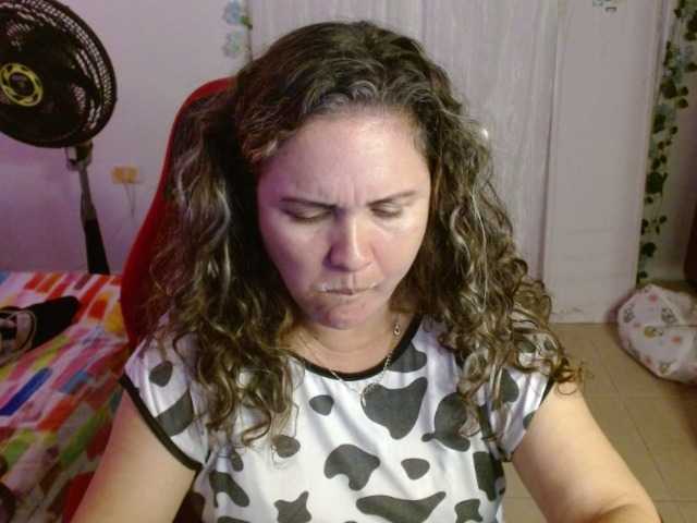 Live sex webcam photo for helenca1980 #291865921